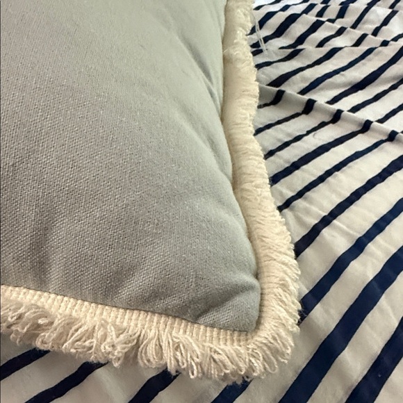 Celerie Kemble Textured Decorative Pillow. Like New! - Picture 7 of 8